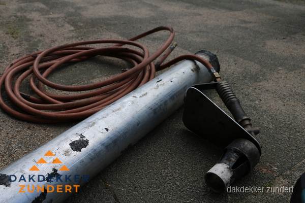 Dakdekker gasbrander en gereedschap voor spoedklus in Zundert Dakdekker gasbrander en gereedschap voor spoedklus in Zundert